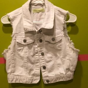 Short sleeve jean jacket